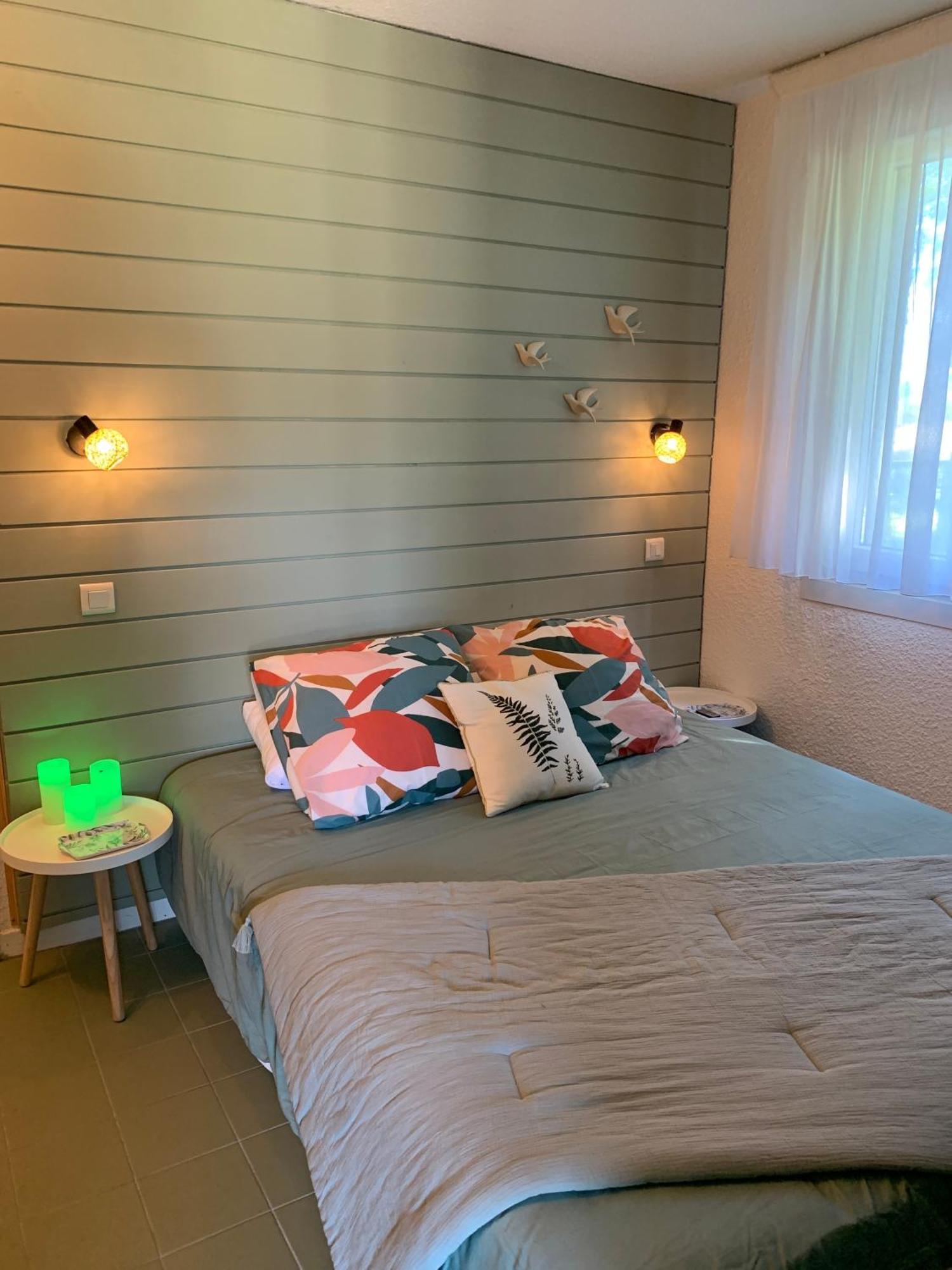 La Suite Unique - Le Jardin Sur Les Pyrenees- Vue Panoramique Montagne -Jardin Cloture Prive De 100M2-Parking-Linge De Lit Et Serviettes Compris- Bielle Экстерьер фото